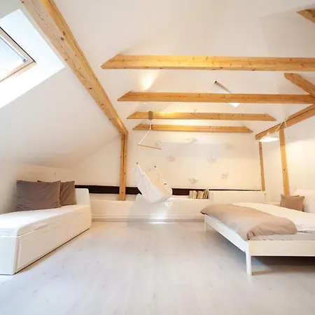 Dacicky 2 * 쿤타호라